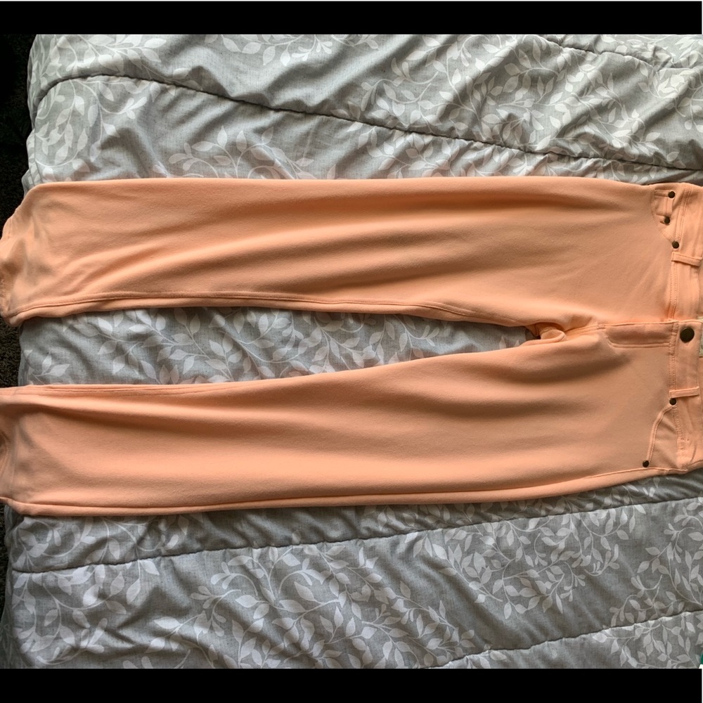 Peach leggings